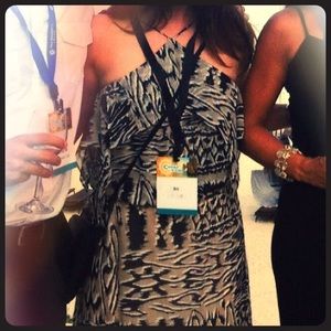 EUC stunning BCBG tribal print dress 6